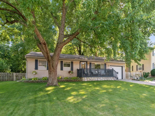 5843 Ridge Rd, Stevensville, MI 49127