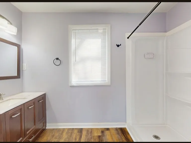 654 Cincinnati Ave — Photo 8