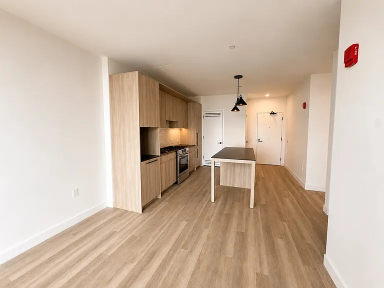 Stead 220 Fulton Market — Photo 120