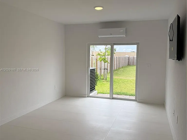 13347 SW 274th St — Photo 5