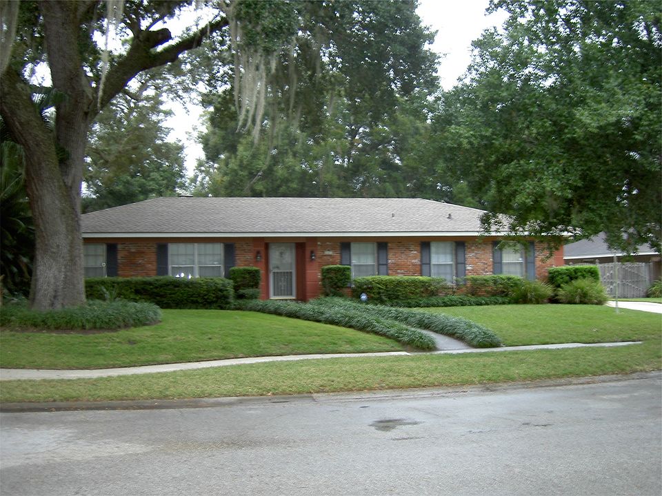 1st image of 3614 Shamrock Ct