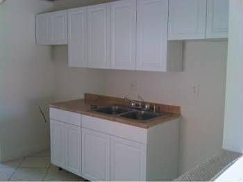 3rd image of 2900 NE 10th Ter