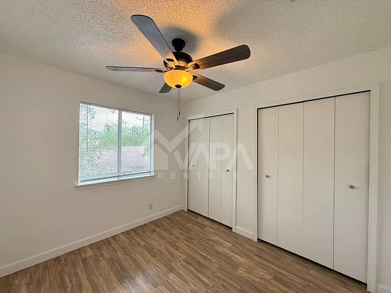 3230 Bear Springs Dr — Photo 22