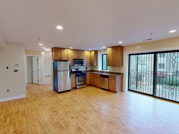 306 Atlantic St SE #7