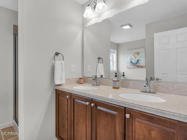 3306 Windsor Ave — Photo 32