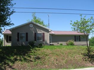 9140 Old Hartford Rd, Utica, KY 42376