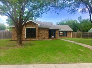 464 Vincent St, Cedar Hill, TX 75104