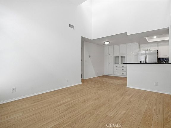 2nd image of 27300 Avenida De La Plata