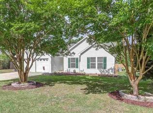 2555 White Memorial Church Rd, Willow Spring, NC 27592