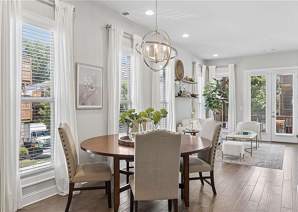 1st image of 4302 Parkside Pl