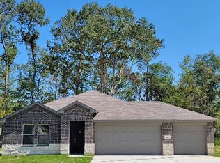 818 Forest View, New Caney, TX 77357