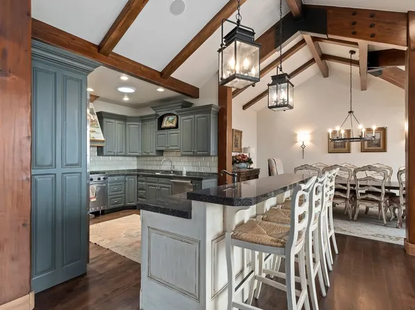 10323 S Bedrock Ln, Sandy, UT 84092