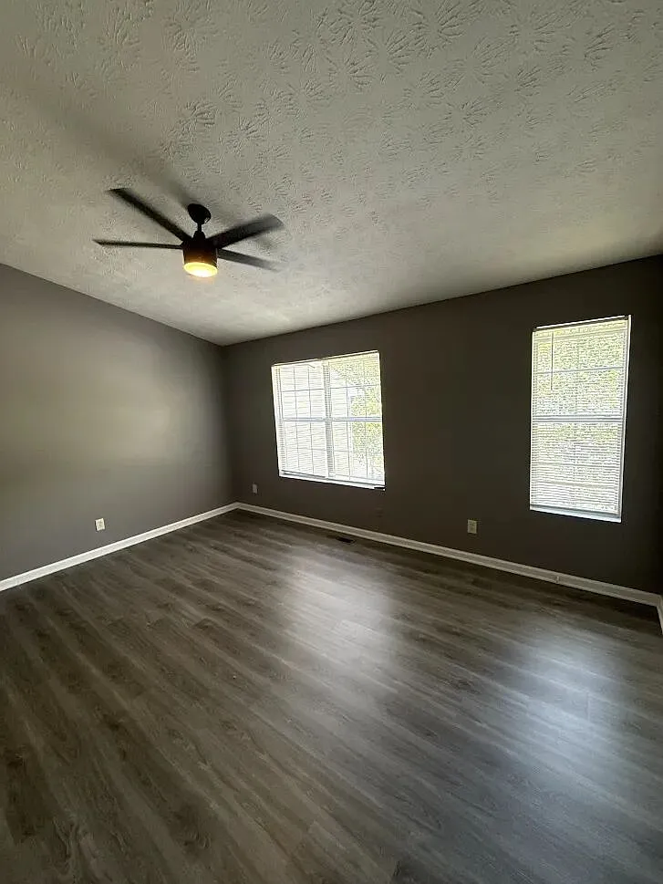 2 bed, 2.5 bath, 1376 sqft, $1,450 — Photo 4