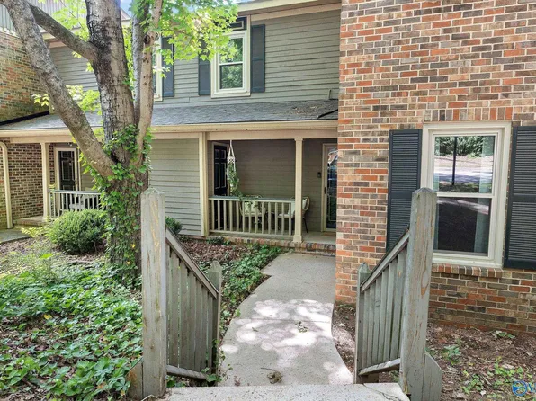 2140 Greenwood Pl SW, Huntsville, AL 35802