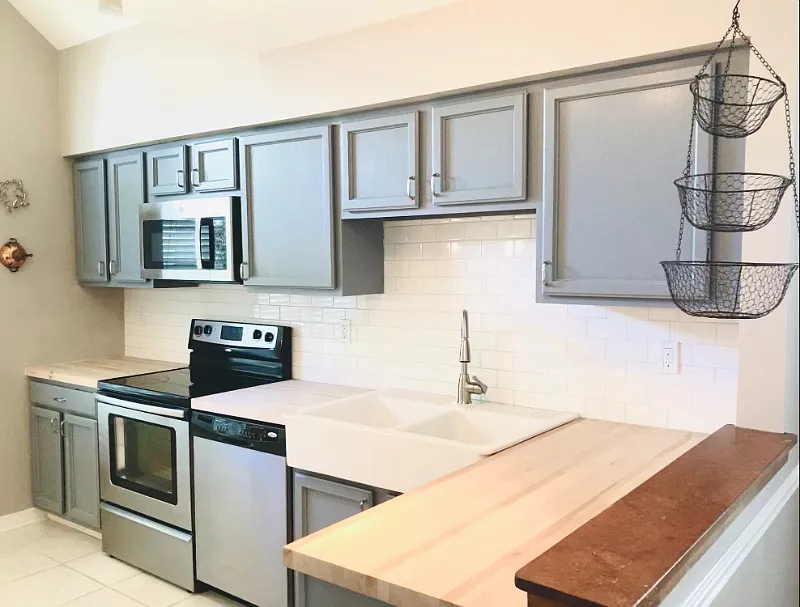 2 bed, 2.5 bath, 1700 sqft, $3,250 — Photo 2