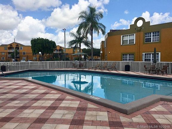 4th image of 9705 Fontainebleau Blvd #B113