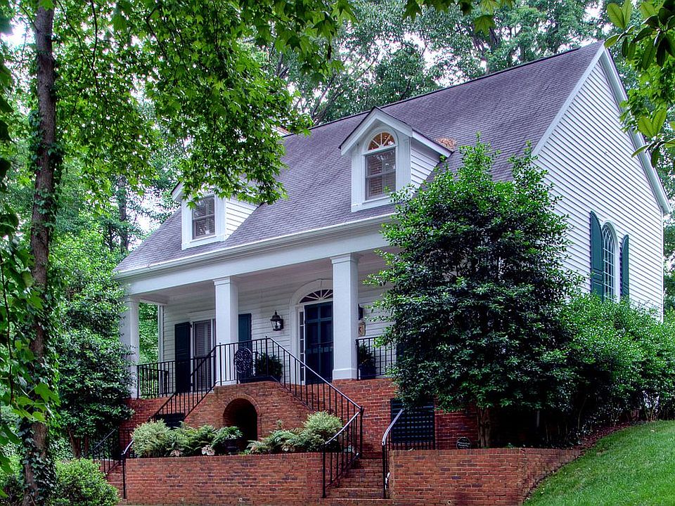 Low Country Charm