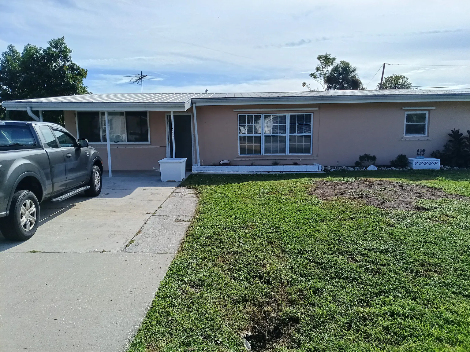 3 bed, 1130 sqft, $1,600 — Photo 2