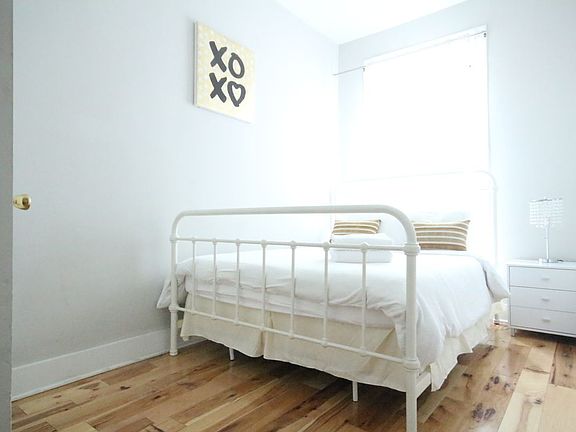 2nd image of 238 Gates Ave APT 3