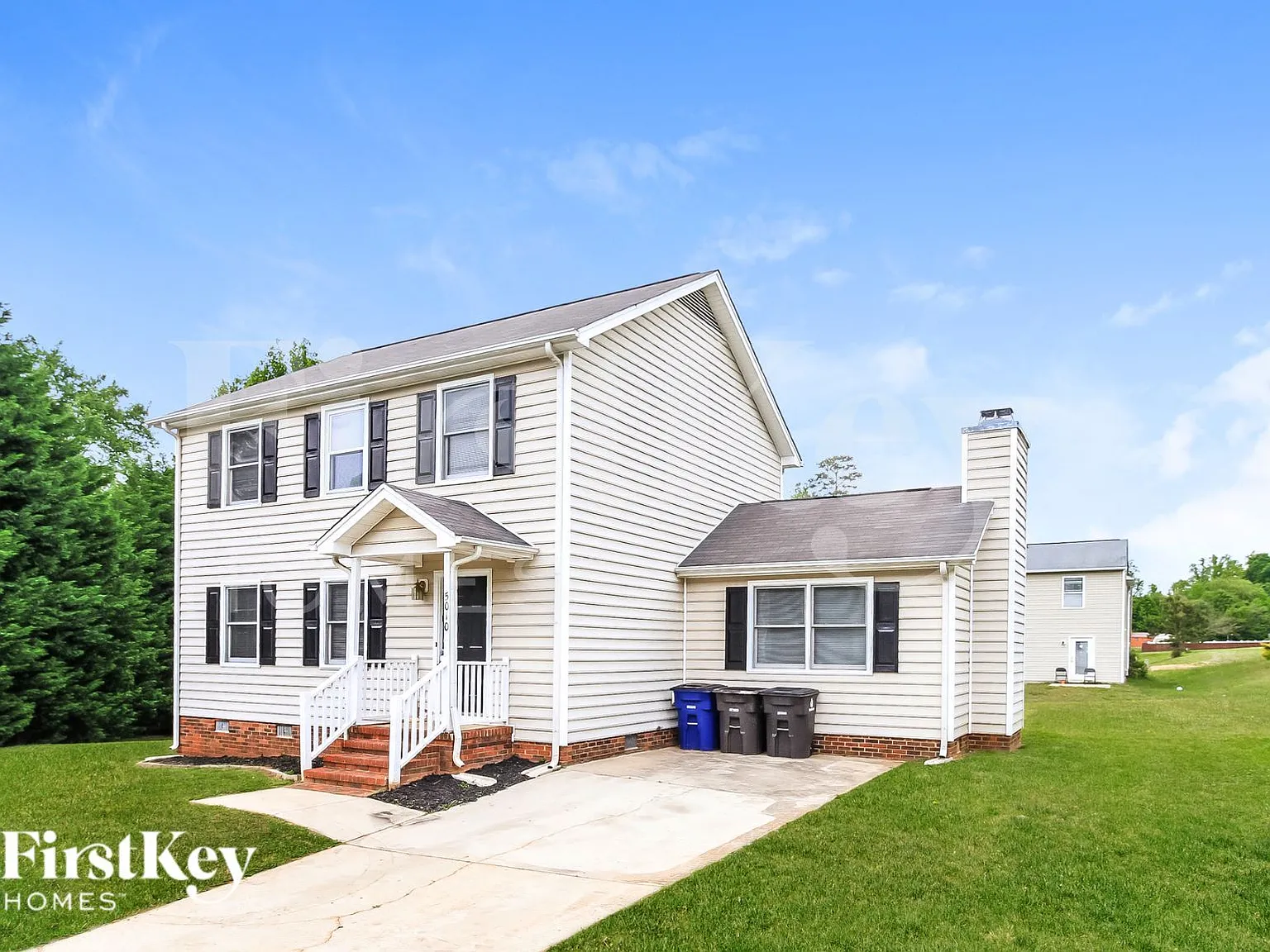 3 bed, 2.5 bath, 1672 sqft, $1,980 — Photo 2