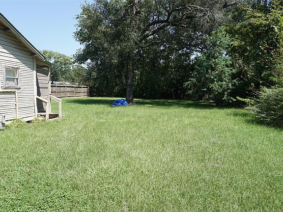 2nd image of 1031 S 5th St