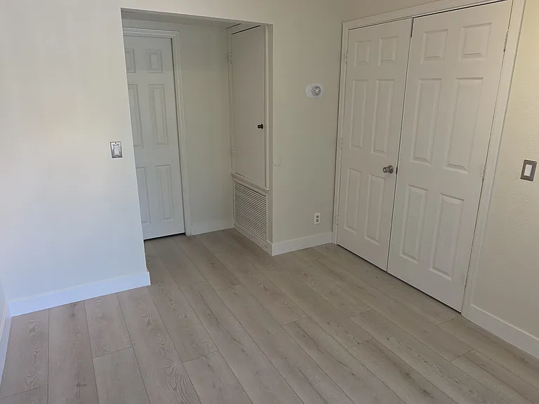 2nd bedroom toward 1/2 bath