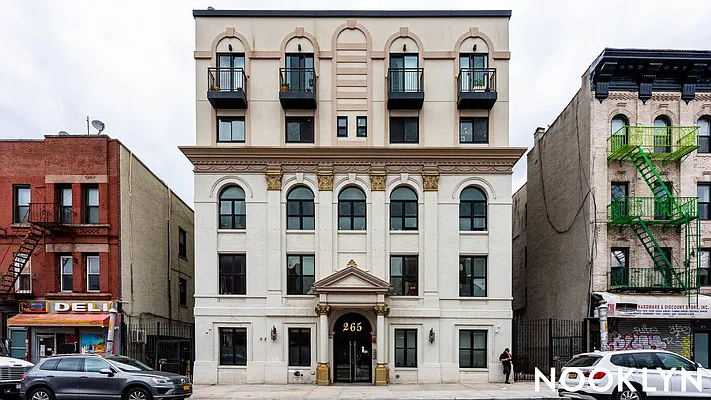 Rented by Nooklyn NYC LLC | media 43