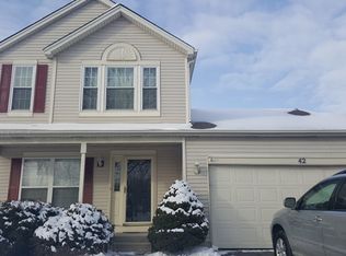 42 Kentland Dr, Romeoville, IL 60446