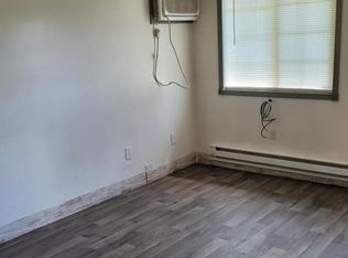 502 S Logan St #6, Kewanna, IN 46939