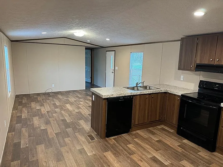 394 Fullers Chapel Rd — Photo 1