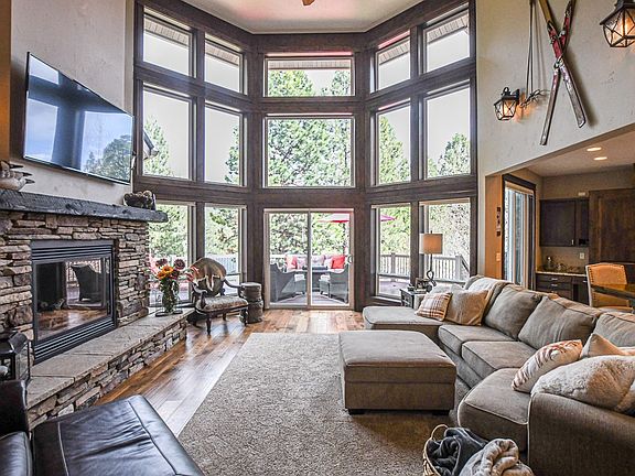 2nd image of 10679 Sugar Pine Pl