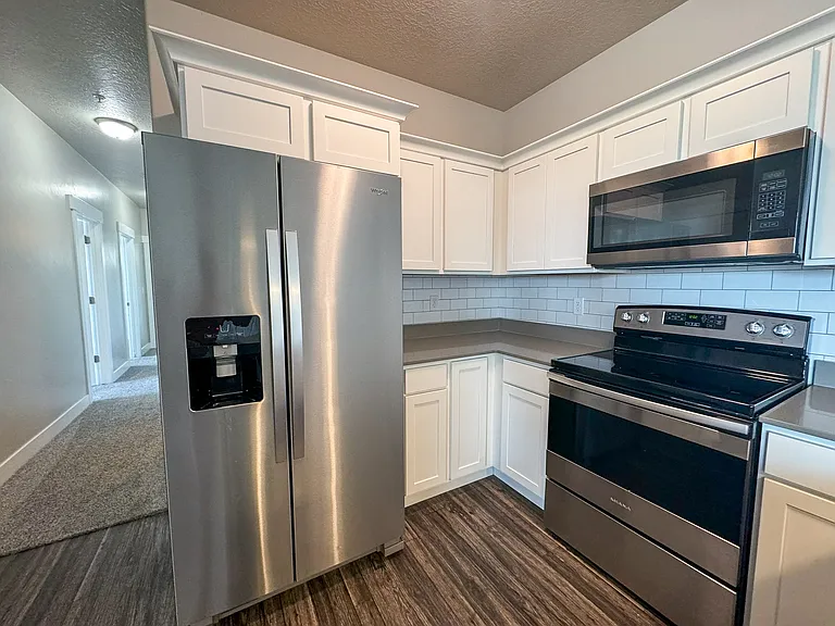 2178 W Main St #D201 — Photo 15