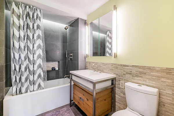 Sold by Compass | media 17