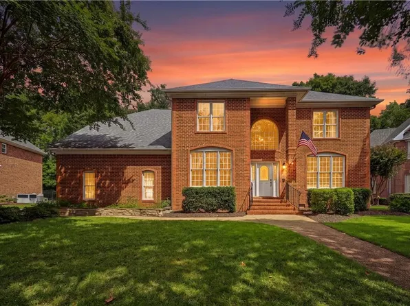 1533 Mirassou Ln, Virginia Beach, VA 23454