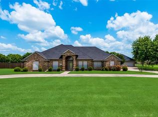10637 E Clover Ln, Forney, TX 75126