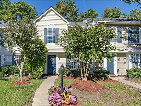 2nd image of 3054 Montfort Loop #3054