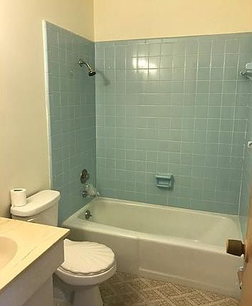3rd image of 52 Tangerine Ct