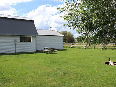3rd image of 1150 County Road 149