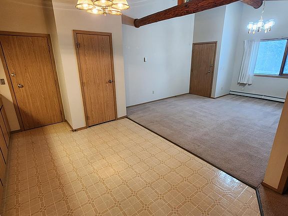 4th image of 2555 Mission Rd #1315