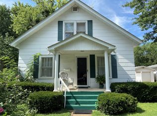 715 Dewey Ave, Farmington, MO 63640