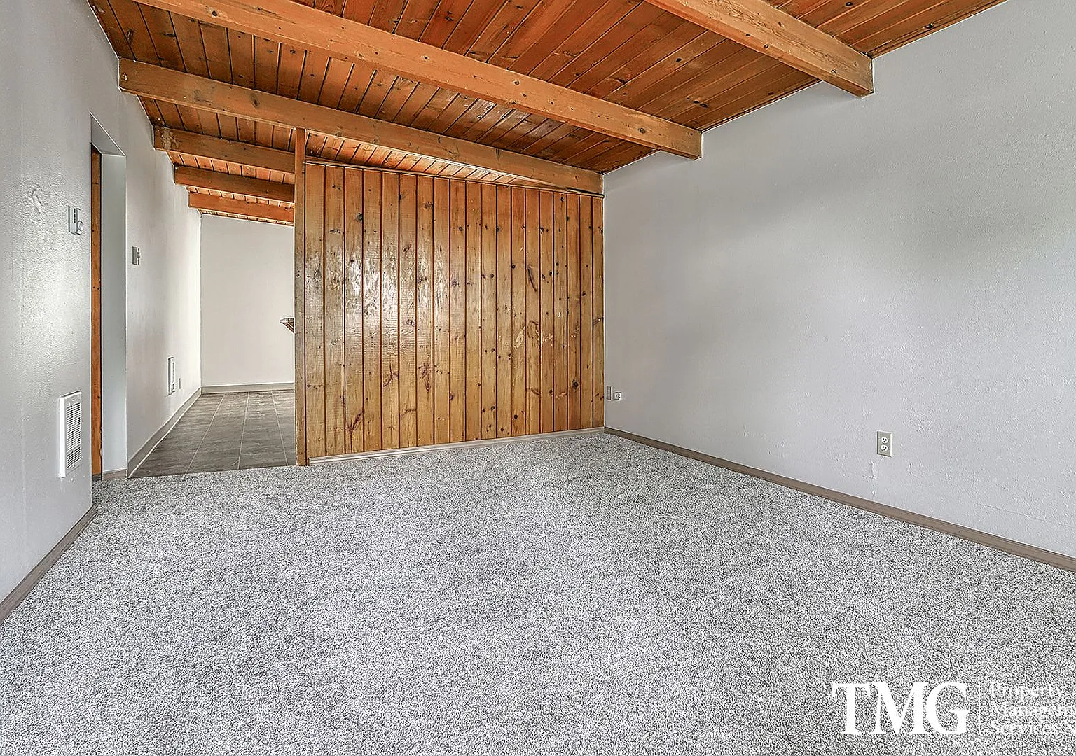 JohnsonD5 — Photo 3