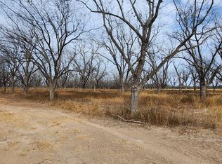 330 Stockley Rd, Quemado, TX 78877