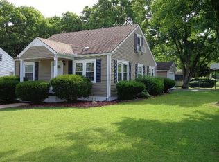 1827 Parkway Ave, Columbia, TN 38401
