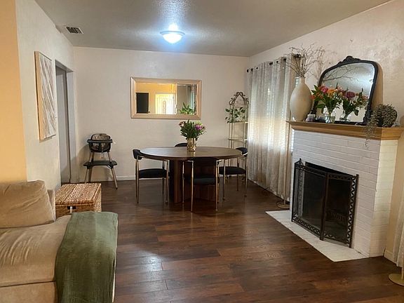 4th image of 3336 Circle Ct W