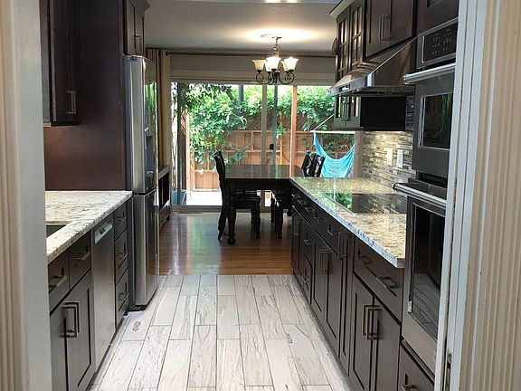 5th image of 304 Mackenzie Dr