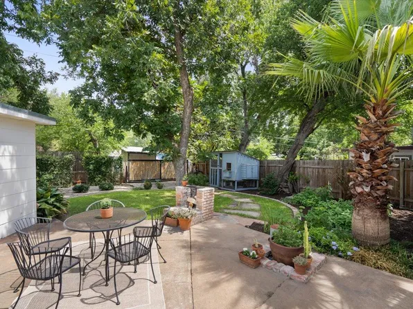 1304 Berkshire Dr, Austin, TX 78723