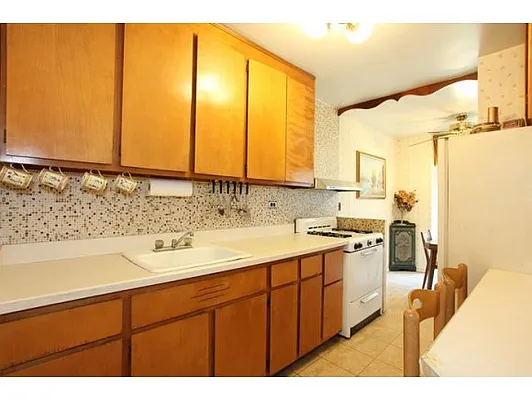 Sold by Calabrese Real Estate | media 52