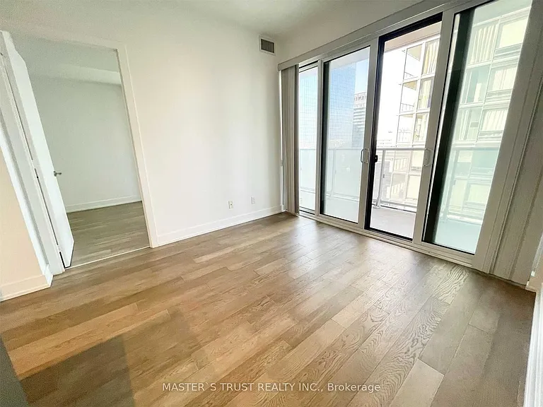 7 Grenville St #1601 — Photo 16
