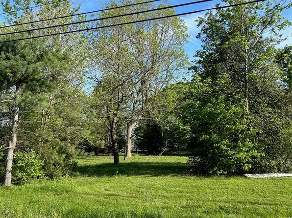 418 E 3rd St, Hardinsburg, KY 40143