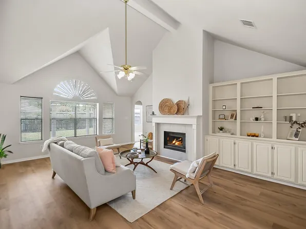 1802 Barbara Ct, Deer Park, TX 77536